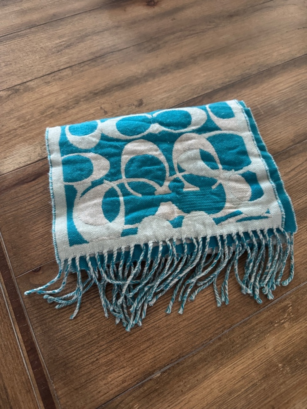 Coach *Tiffany Blue* Lightweight Soft 100% Merino Wool Signature Scarf - Picture 6 of 6